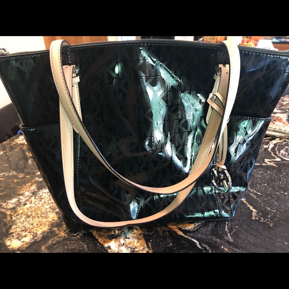 NWT Michael Kors Black Jet Set Tote purse